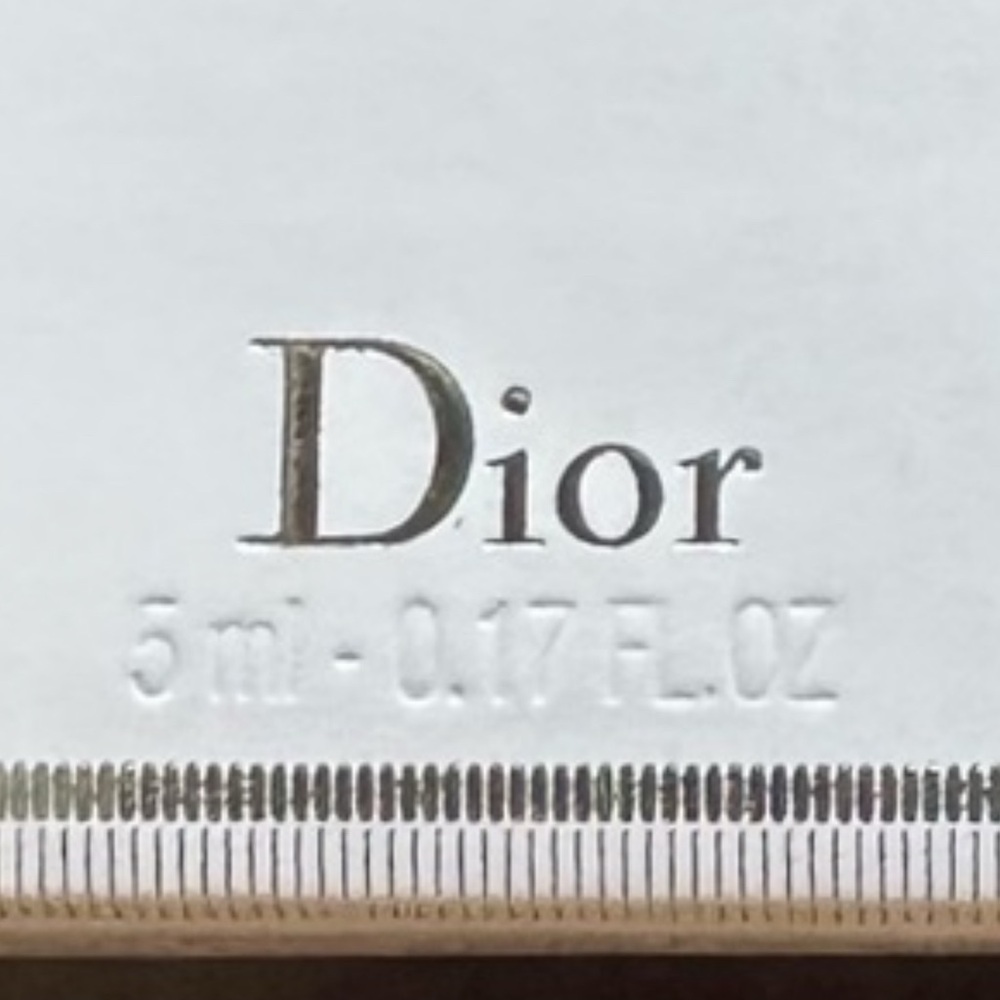 Dior Miss Dior Eau de Parfum - Elegant Pink Fragrance - Picture 4 of 4